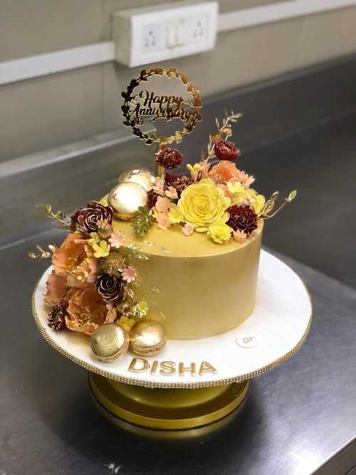 Gold-Floral-Art-Cakes