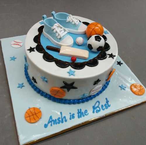 Cricket-Theme-Cake
