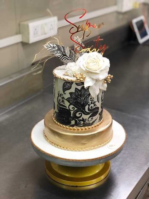 White-Gold-Floral-Art-Cakes
