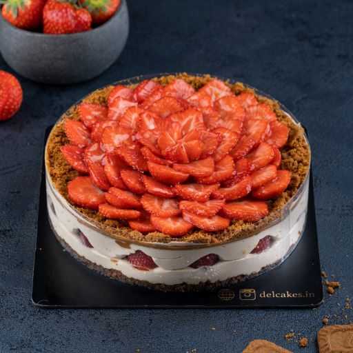Strawberry Biscoff Cheesecake