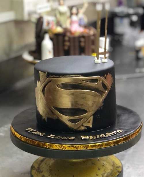 Superman Theme Cake