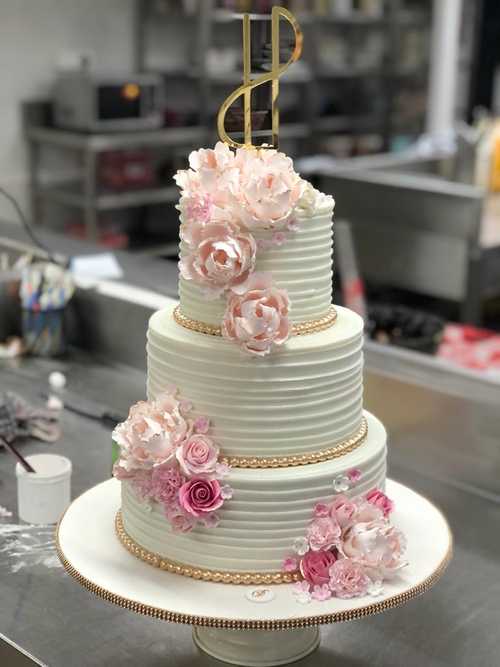 Pink-Premium-Collection-Cake